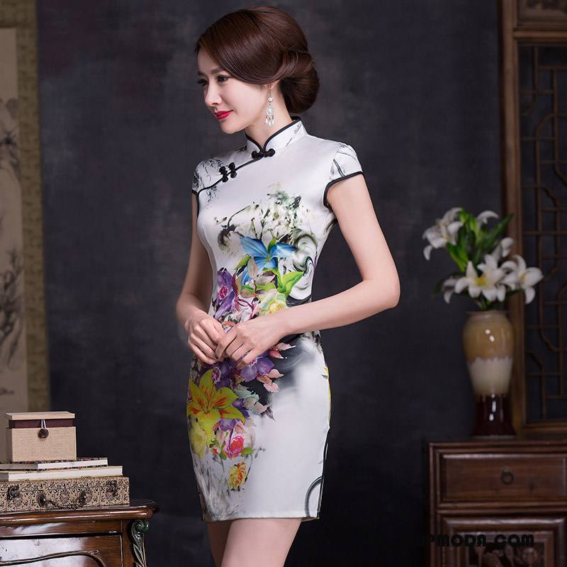 Cheongsam Damskie Cienkie Eleganckie Krótki Rękaw Lato Z Haftem Slim Fit Biały